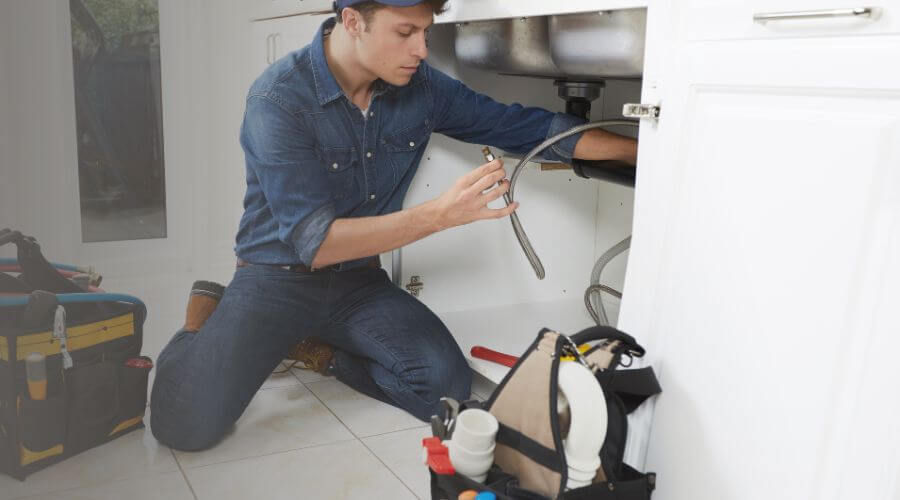 Emergency Leak Repair in Center Moriches, NY